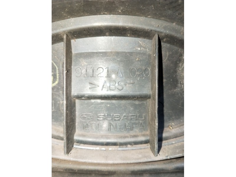 Recambio de rejilla delantera para subaru legacy v (bm) 2.0 d awd (bmd) referencia OEM IAM 91121AJ020  