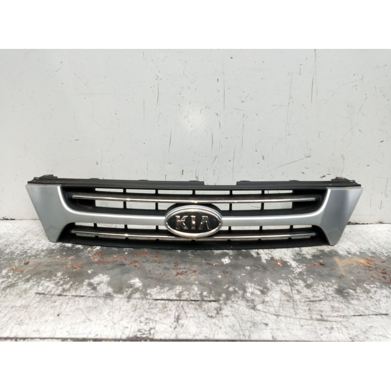 Recambio de rejilla delantera para kia carnival / grand carnival iii (vq) 2.9 crdi referencia OEM IAM 863504D000 863504D100 