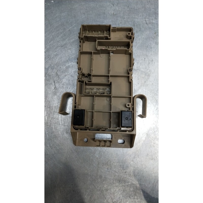 Recambio de caja reles / fusibles para subaru legacy v (bm) 2.0 d awd (bmd) referencia OEM IAM 82201aj000  