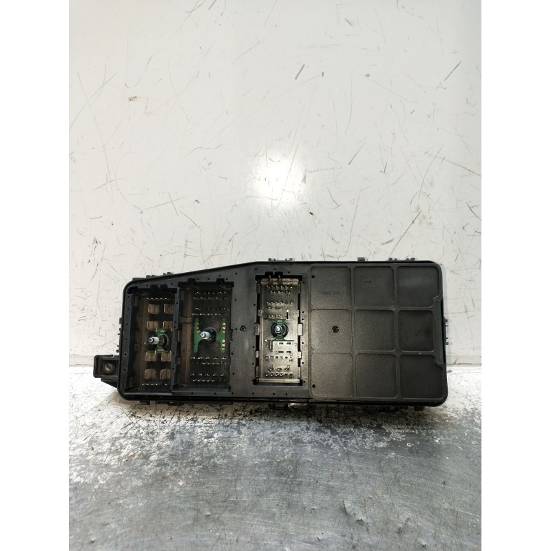 Recambio de caja reles / fusibles para kia carnival / grand carnival iii (vq) 2.9 crdi referencia OEM IAM 919504D0500I  