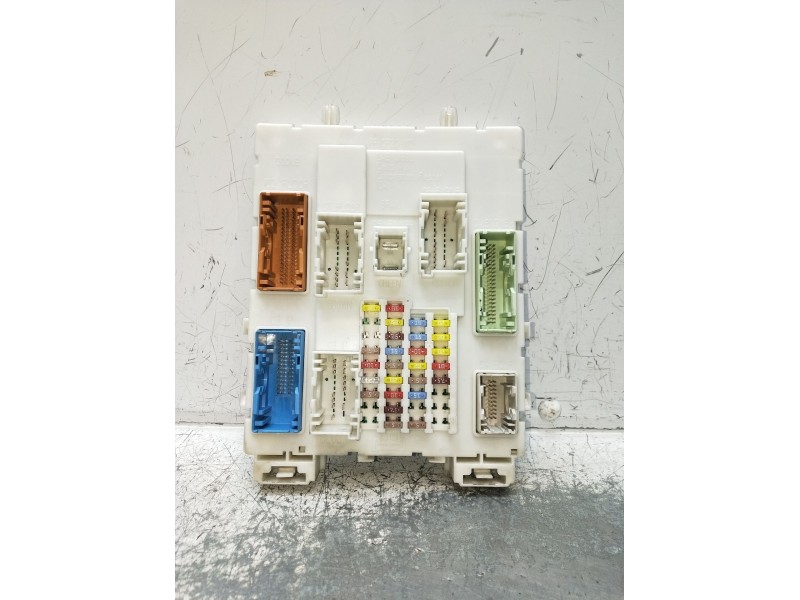 Recambio de caja reles / fusibles para ford c-max ii (dxa/cb7, dxa/ceu) 1.6 tdci referencia OEM IAM 30S519416770  