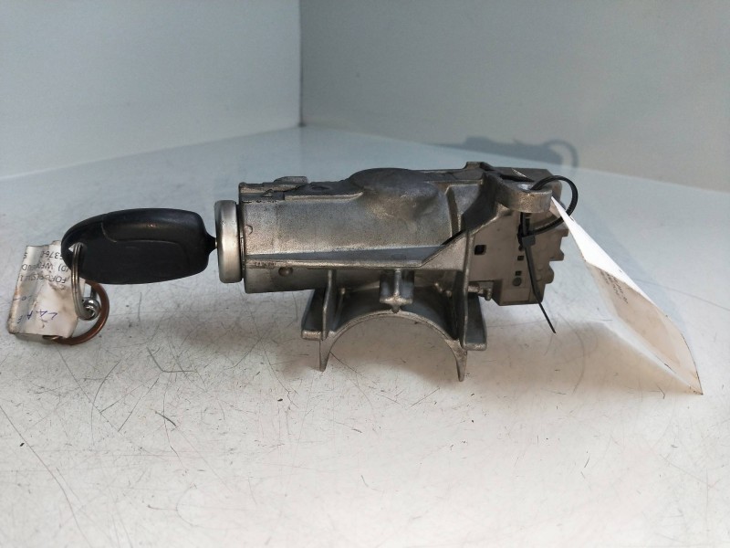 Recambio de conmutador de arranque para ford fiesta (cbk) ambiente referencia OEM IAM   