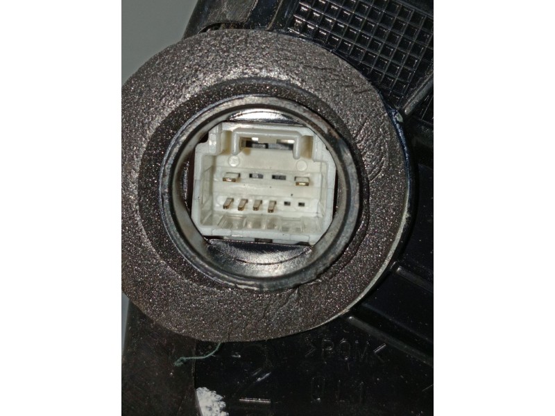 Recambio de motor cierre centralizado delantero izquierdo para toyota auris (_e18_) 1.3 (nre180_) referencia OEM IAM   