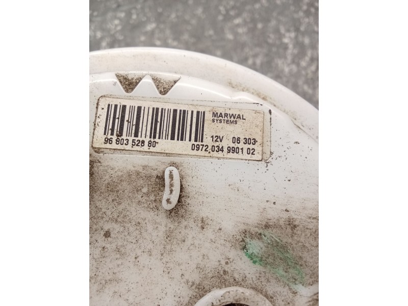 Recambio de bomba combustible para citroën c4 coupe referencia OEM IAM 9680352880 0972034990102 