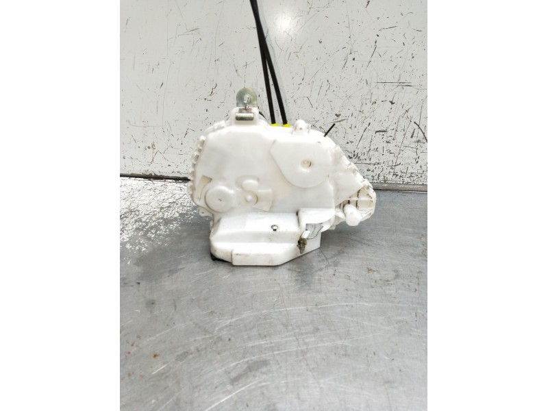 Recambio de motor cierre centralizado delantero derecho para honda jazz iii (ge_, gg_, gp_, za_) 1.4 referencia OEM IAM 72111TF3