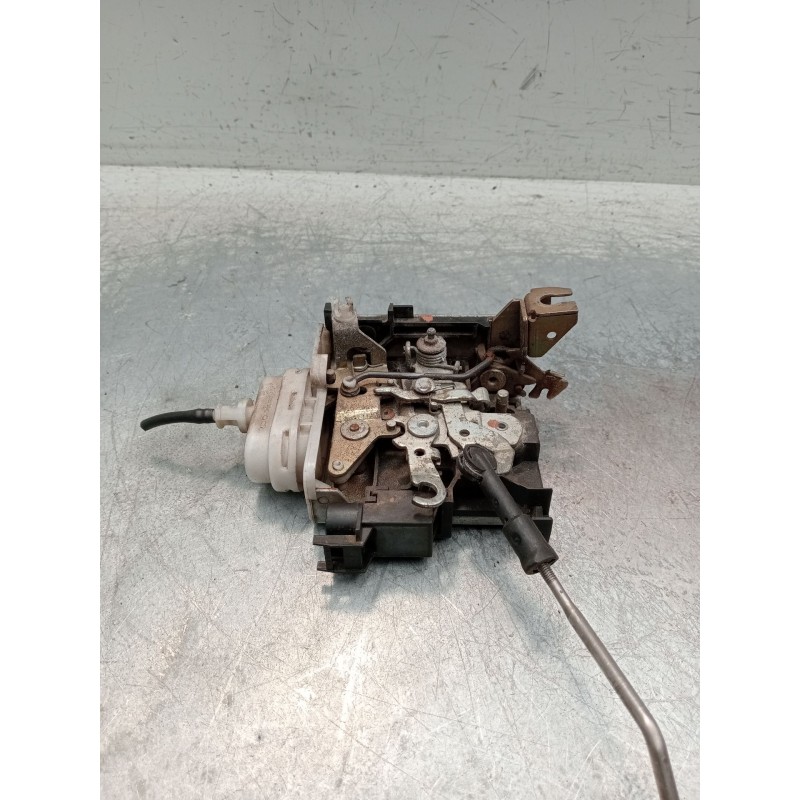 Recambio de motor cierre centralizado delantero derecho para audi a3 (8l1) 1.9 tdi referencia OEM IAM 8l1837016a  