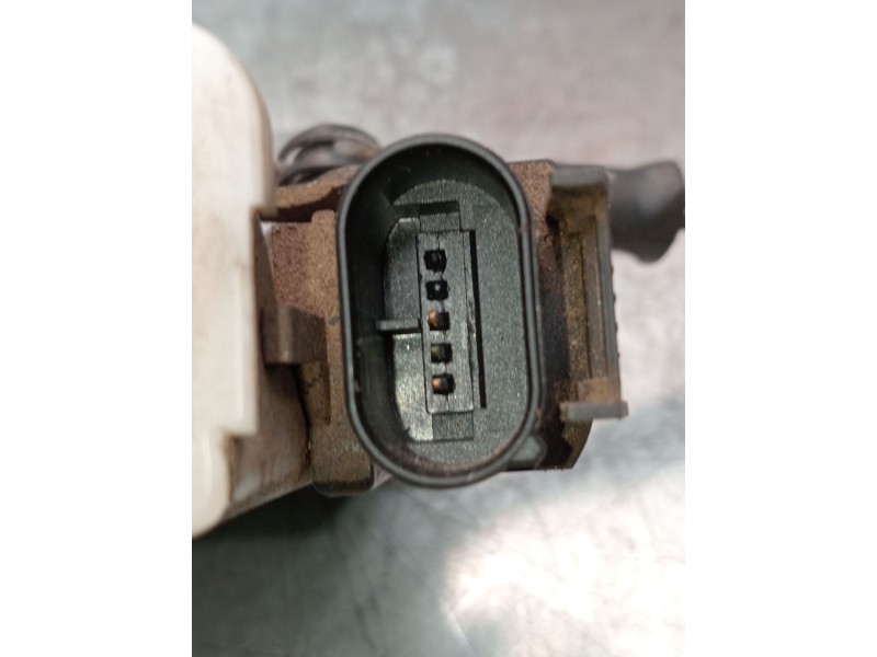 Recambio de motor cierre centralizado delantero derecho para audi a3 (8l1) 1.9 tdi referencia OEM IAM 8l1837016a  