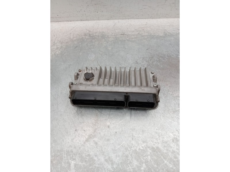 Recambio de centralita motor uce para toyota auris (_e18_) 1.3 (nre180_) referencia OEM IAM 896610z750 mb2755003471 