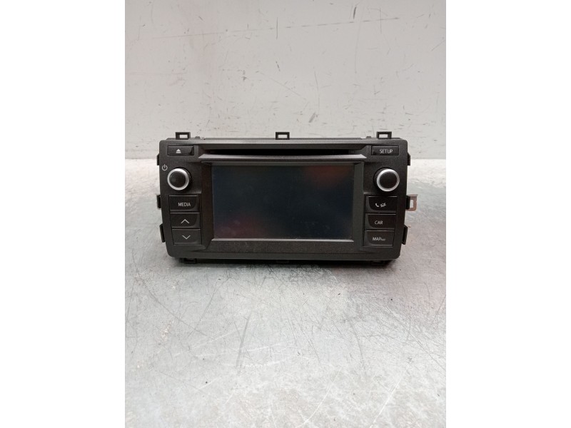 Recambio de sistema audio / radio cd para toyota auris (_e18_) 1.3 (nre180_) referencia OEM IAM 8614002280  
