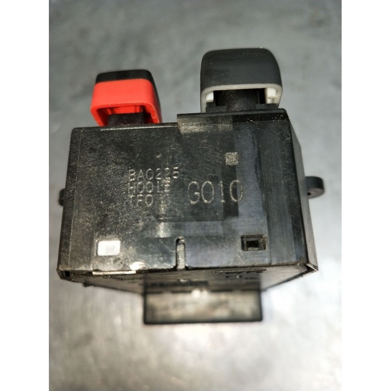 Recambio de mando elevalunas delantero izquierdo para honda jazz iii (ge_, gg_, gp_, za_) 1.4 referencia OEM IAM BA0225H0016  5P