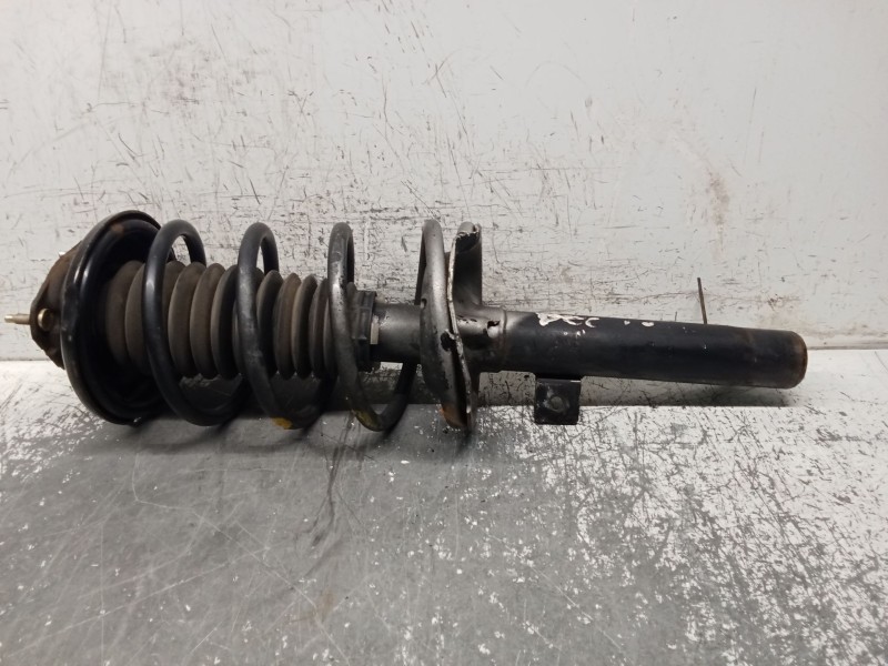 Recambio de amortiguador delantero derecho para ford focus i (daw, dbw) 1.8 tdci referencia OEM IAM 020915B  