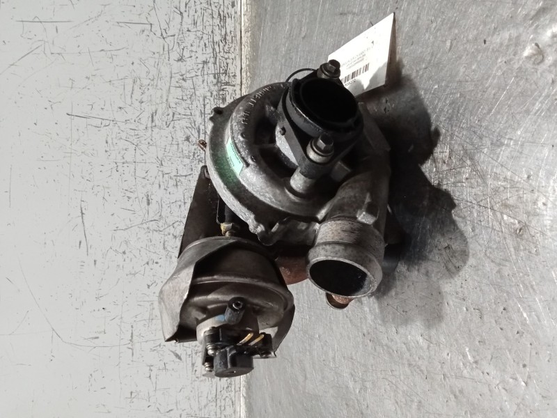 Recambio de turbocompresor para volvo s40 berlina 2.0 d kinetic referencia OEM IAM 9658726580 767742 JKJ25999F GT1749V