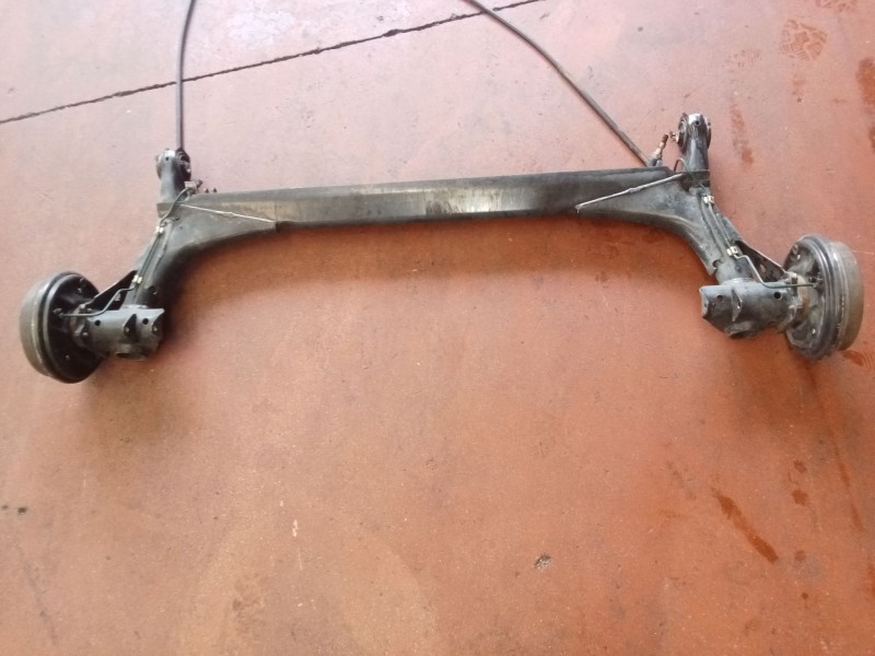 Recambio de puente trasero para seat ibiza ii (6k1) 1.4 i referencia OEM IAM   TAMBOR