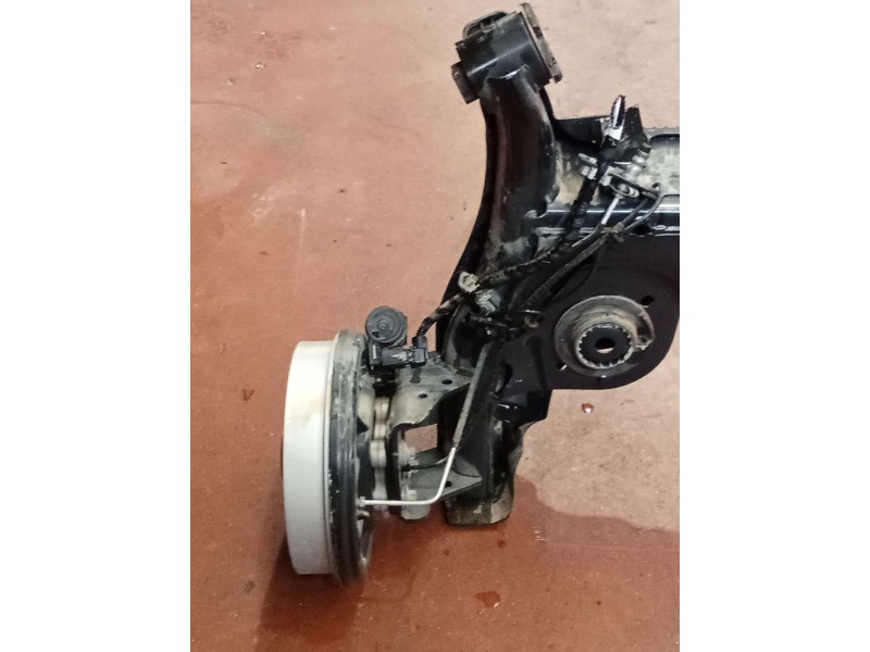 Recambio de puente trasero para renault captur ii (hf_) tce 140 (hfn0) referencia OEM IAM   TAMBOR/ABS