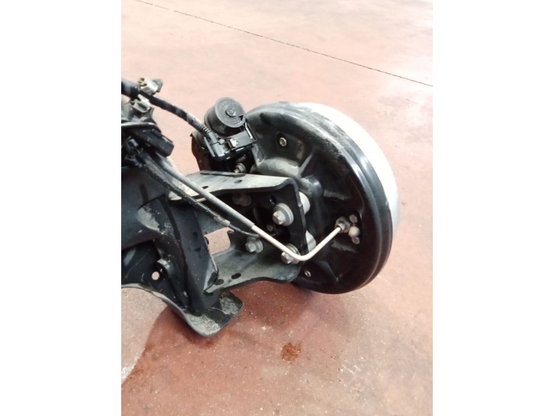 Recambio de puente trasero para renault captur ii (hf_) tce 140 (hfn0) referencia OEM IAM   TAMBOR/ABS