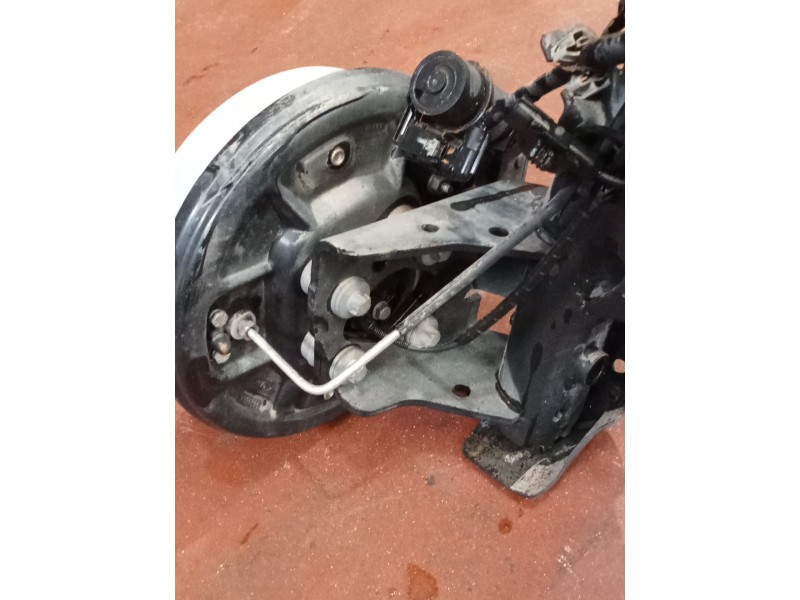 Recambio de puente trasero para renault captur ii (hf_) tce 140 (hfn0) referencia OEM IAM   TAMBOR/ABS