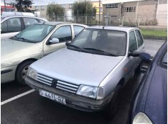 peugeot 205 berlina del año 1998
