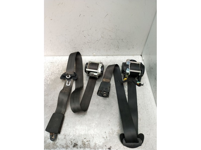 Recambio de juego cinturones delantero para citroën c4 lim. referencia OEM IAM   