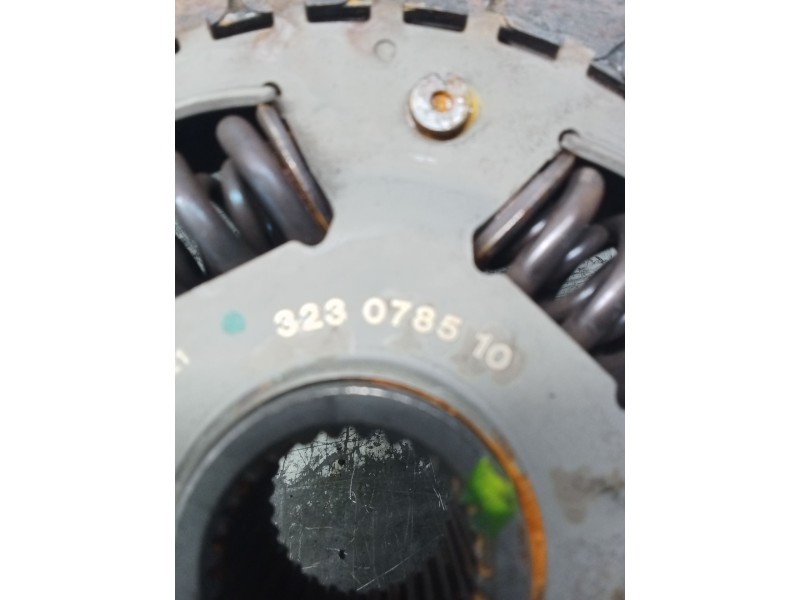 Recambio de kit embrague para audi a5 (8t3) 3.0 tdi quattro referencia OEM IAM C.MOTOR CAP 323078510 