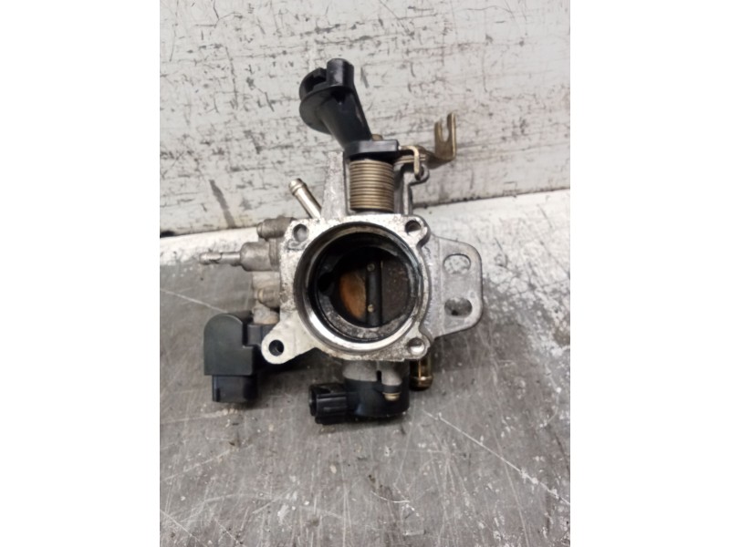 Recambio de caja mariposa para toyota yaris (ncp1/nlp1/scp1) 1.0 linea sol referencia OEM IAM C.MOTOR 1SZFE  