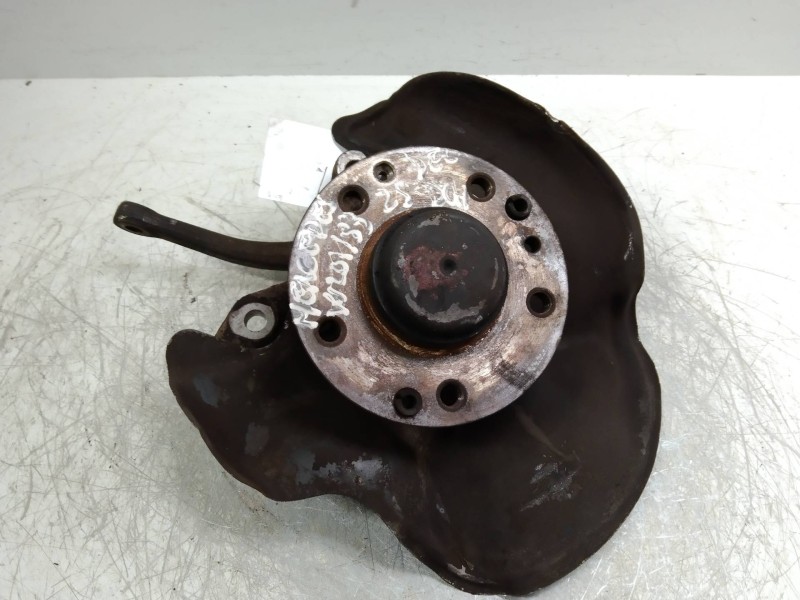 Recambio de mangueta delantera derecha para mercedes clase c (w201) berlina 2.5 d 190 (201.126) referencia OEM IAM   