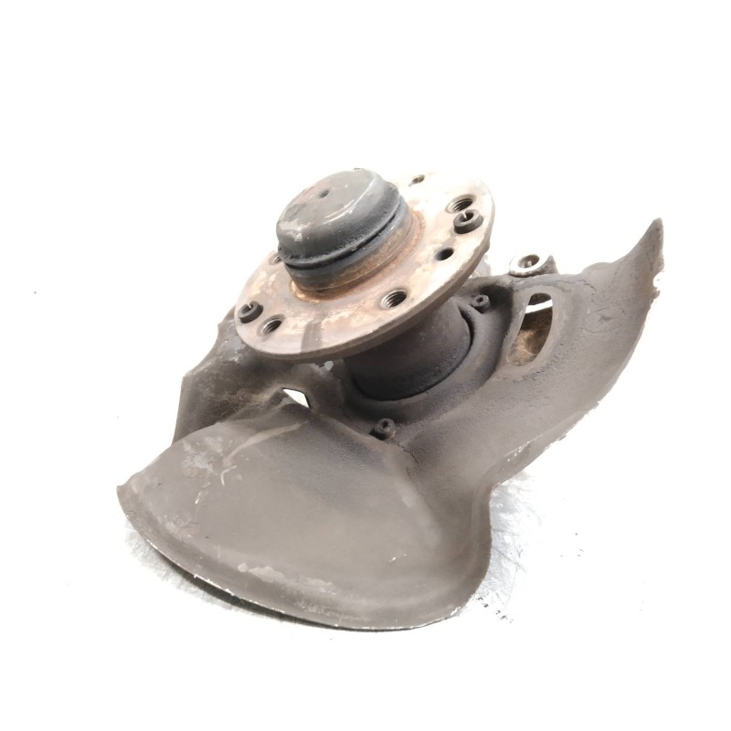 Recambio de mangueta delantera derecha para mercedes clase c (w201) berlina 2.5 d 190 (201.126) referencia OEM IAM   