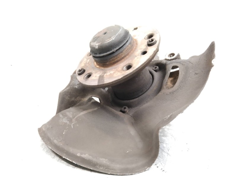 Recambio de mangueta delantera derecha para mercedes clase c (w201) berlina 2.5 d 190 (201.126) referencia OEM IAM   