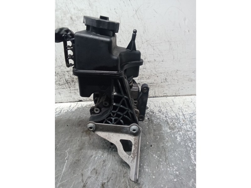 Recambio de bomba direccion para mercedes-benz sprinter ii james cook (906) 2.1 cdi cat referencia OEM IAM   