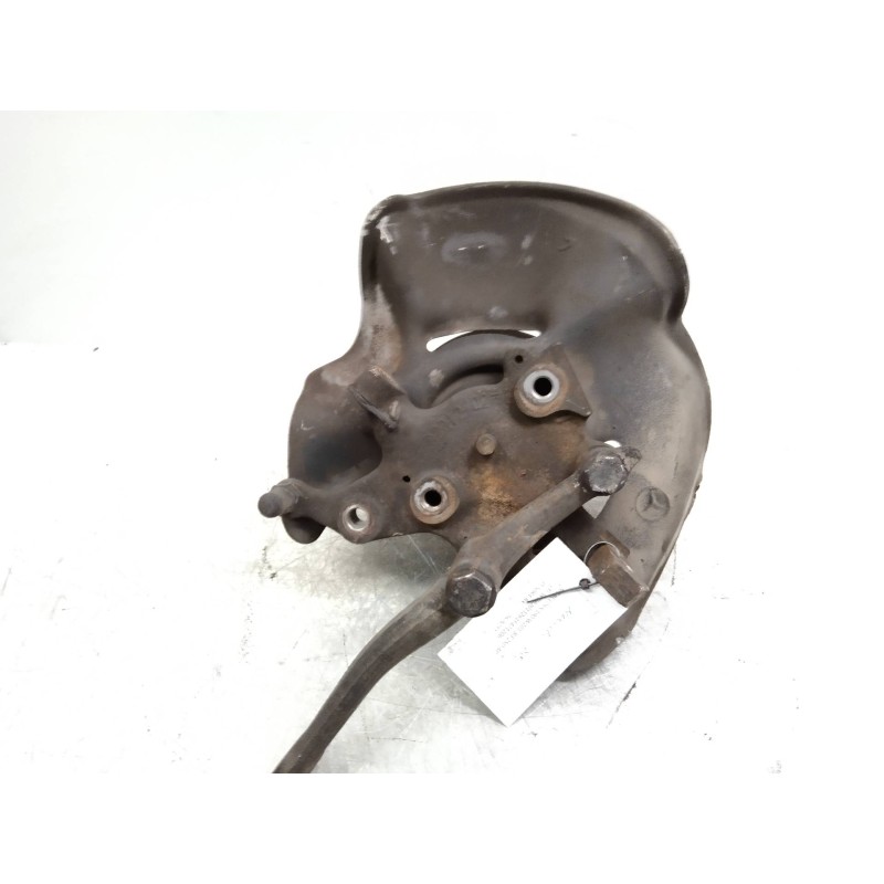 Recambio de mangueta delantera derecha para mercedes clase c (w201) berlina 2.5 d 190 (201.126) referencia OEM IAM   