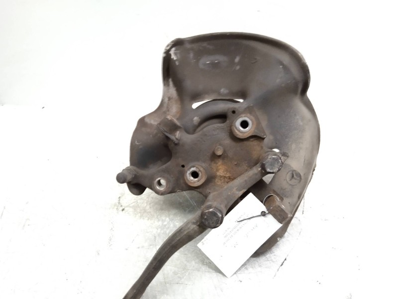 Recambio de mangueta delantera derecha para mercedes clase c (w201) berlina 2.5 d 190 (201.126) referencia OEM IAM   