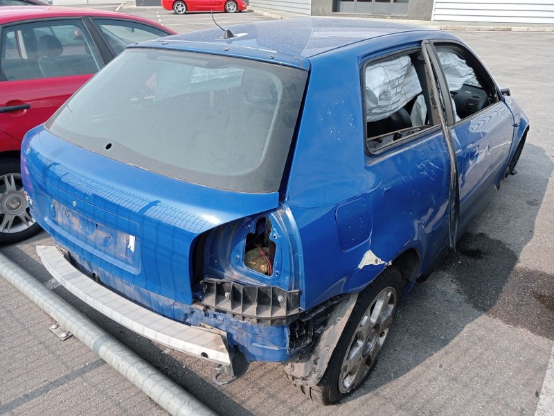 audi a3 (8l1) del año 2001