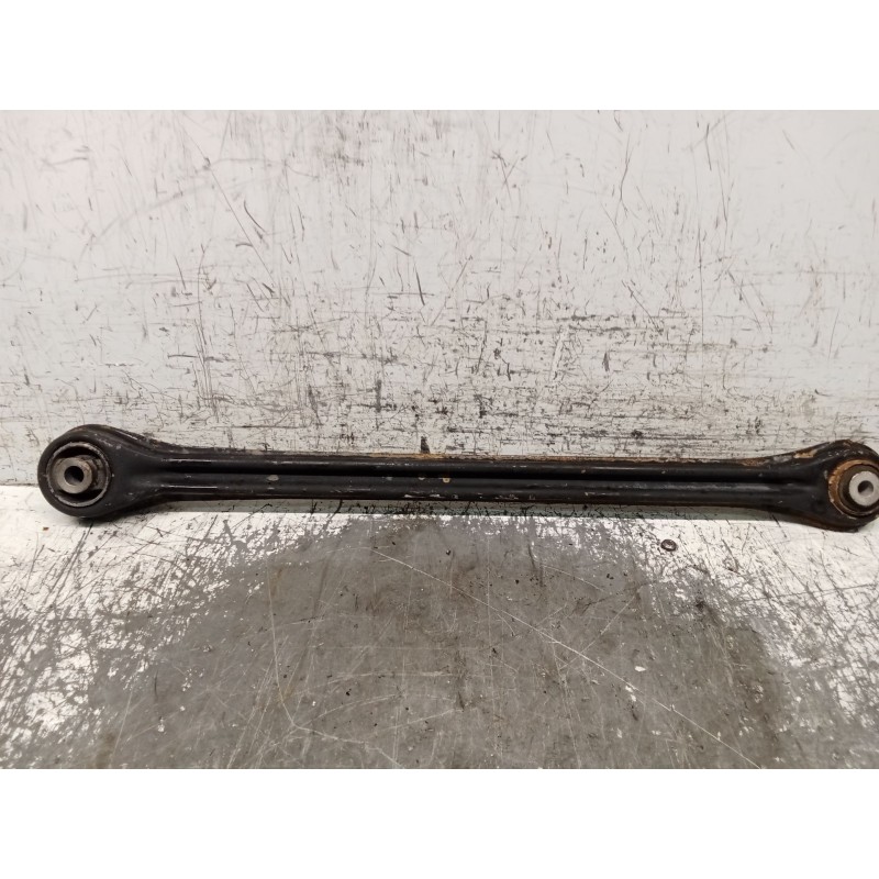 Recambio de brazo suspension superior trasero izquierdo para smart fortwo coupé (450) 0.7 (450.352, 450.332) referencia OEM IAM 