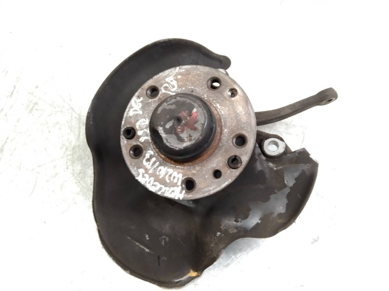 Recambio de mangueta delantera izquierda para mercedes clase c (w201) berlina 2.5 d 190 (201.126) referencia OEM IAM   