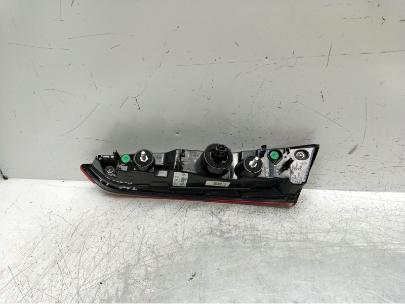 Recambio de piloto trasero izquierdo interior para renault captur ii (hf_) tce 140 (hfn0) referencia OEM IAM  265553734R 