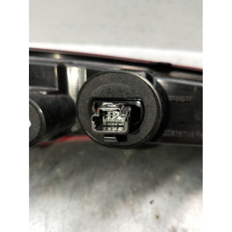 Recambio de piloto trasero derecho interior para renault captur ii (hf_) tce 140 (hfn0) referencia OEM IAM 265501234R  