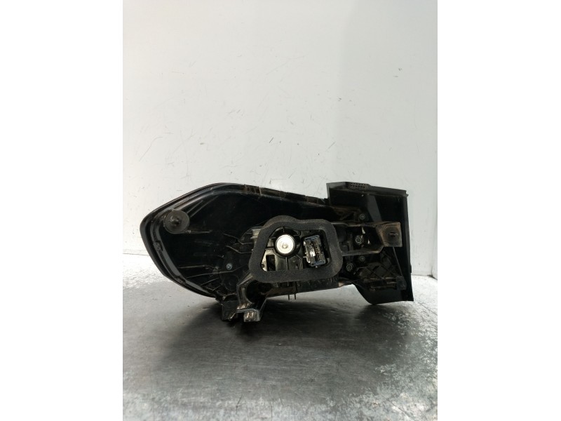 Recambio de piloto trasero derecho para opel corsa f referencia OEM IAM 9829317880 90194154 39162666