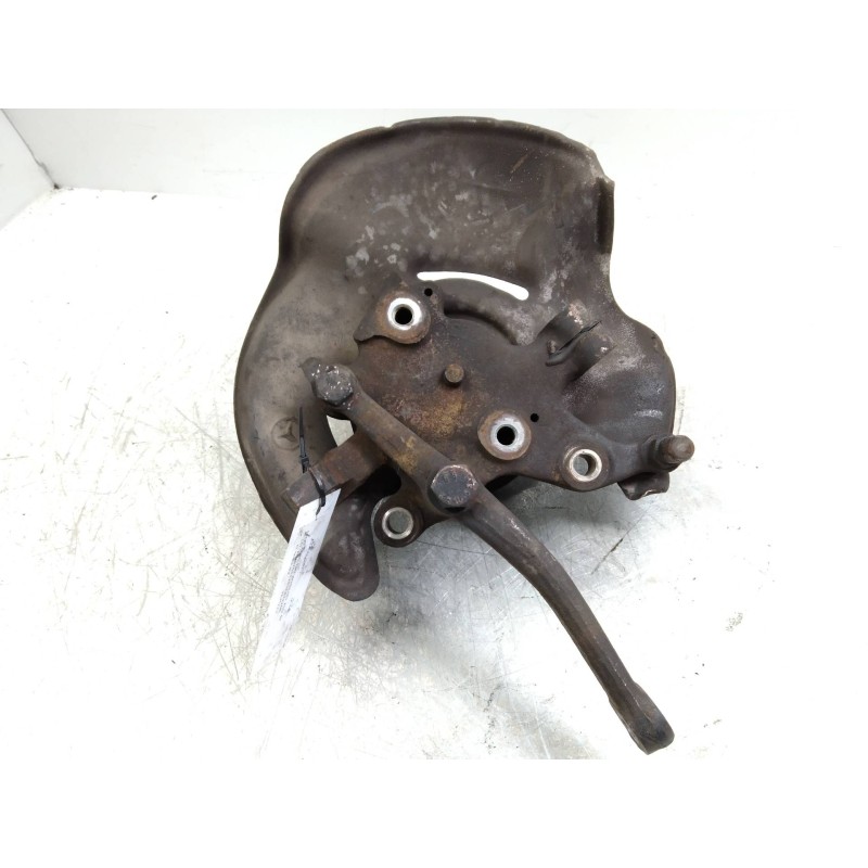 Recambio de mangueta delantera izquierda para mercedes clase c (w201) berlina 2.5 d 190 (201.126) referencia OEM IAM   