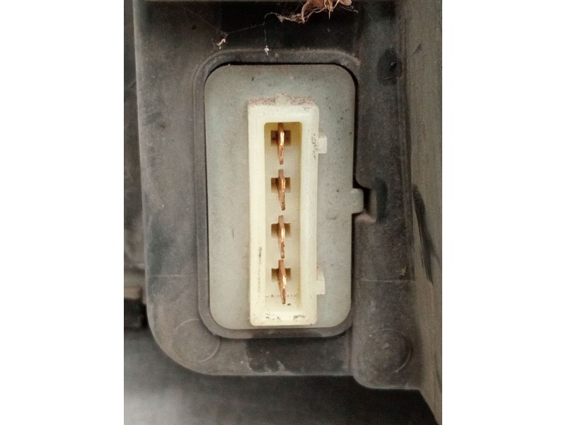 Recambio de faro derecho para seat ibiza ii (6k1) 1.9 d referencia OEM IAM 6k0941016 67735485 