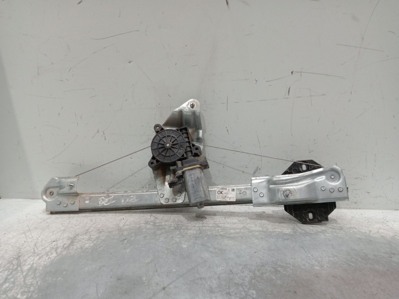 Recambio de elevalunas delantero derecho para dacia sandero referencia OEM IAM 807209299r  