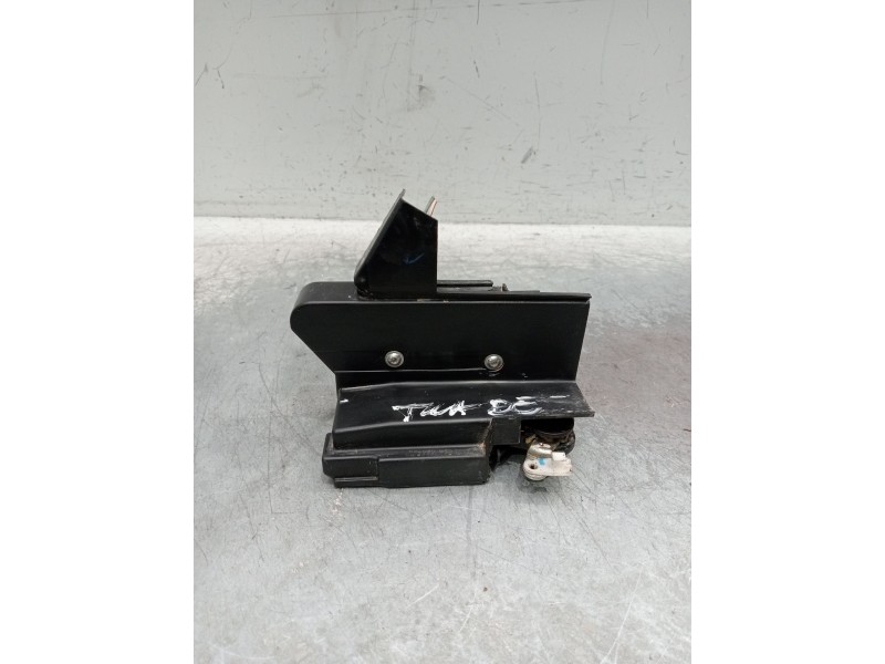 Recambio de motor cierre centralizado trasero derecho para dacia sandero referencia OEM IAM  5p 