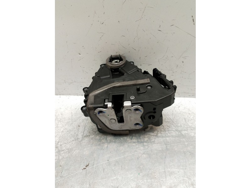 Recambio de motor cierre centralizado trasero izquierdo para renault captur ii (hf_) tce 140 (hfn0) referencia OEM IAM 825031538