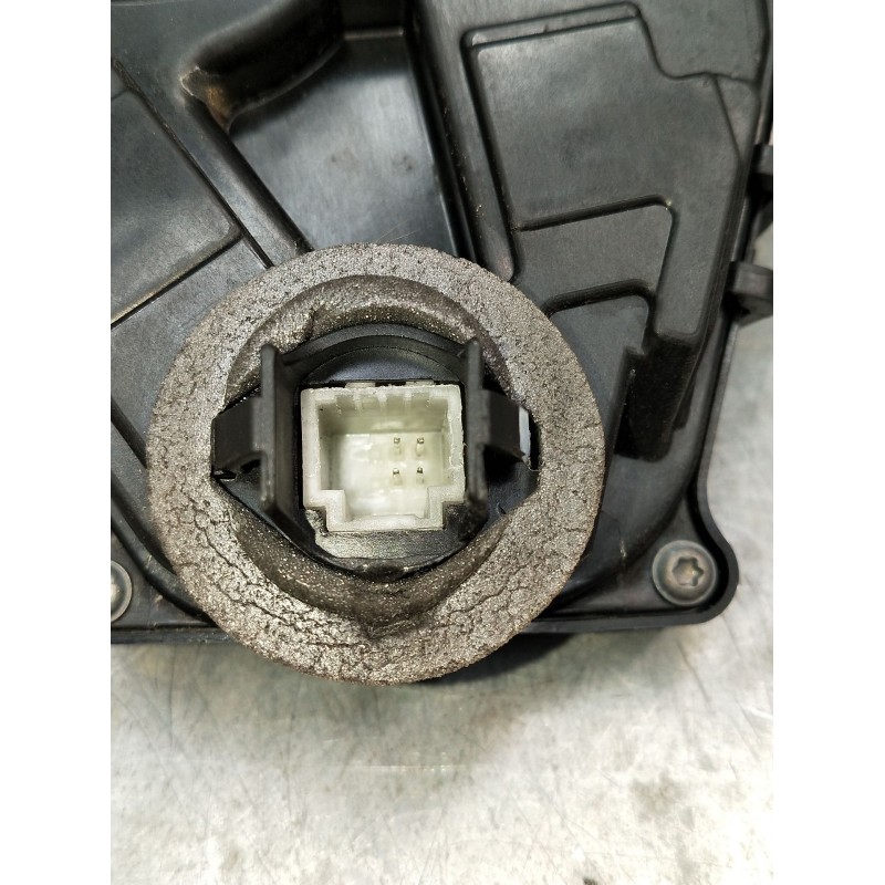 Recambio de motor cierre centralizado trasero izquierdo para renault captur ii (hf_) tce 140 (hfn0) referencia OEM IAM 825031538