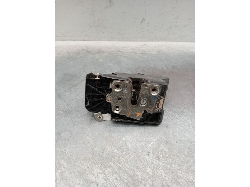 Recambio de motor cierre centralizado delantero derecho para dacia sandero referencia OEM IAM  5p 
