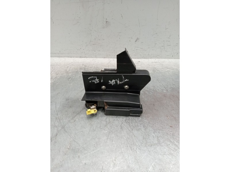 Recambio de motor cierre centralizado trasero izquierdo para dacia sandero referencia OEM IAM  5p 