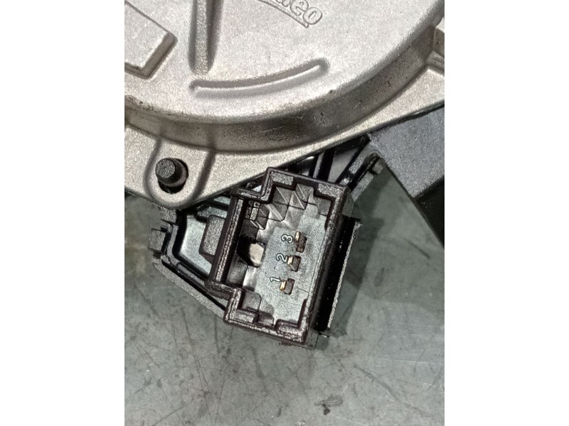 Recambio de motor limpia trasero para dacia sandero referencia OEM IAM   