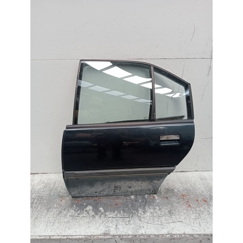 Recambio de puerta trasera izquierda para opel omega a (v87) 2.0 (f19, m19, n19) referencia OEM IAM   