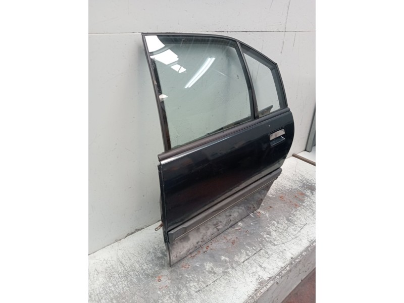 Recambio de puerta trasera izquierda para opel omega a (v87) 2.0 (f19, m19, n19) referencia OEM IAM   