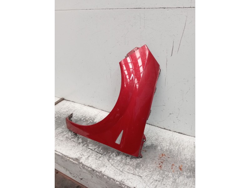 Recambio de aleta delantera izquierda para renault scénic ii (jm0/1_) 1.6 (jm0c, jm0j, jm1b) referencia OEM IAM   