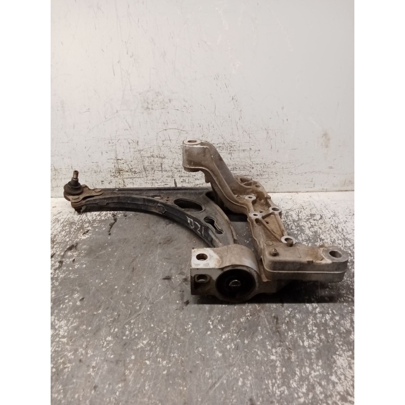 Recambio de brazo suspension inferior delantero izquierdo para seat leon (1p1) 2.0 tdi 16v referencia OEM IAM 1K0407153  