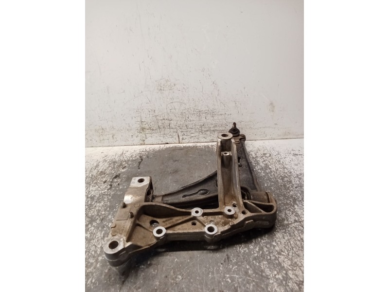 Recambio de brazo suspension inferior delantero izquierdo para seat leon (1p1) 2.0 tdi 16v referencia OEM IAM 1K0407153  